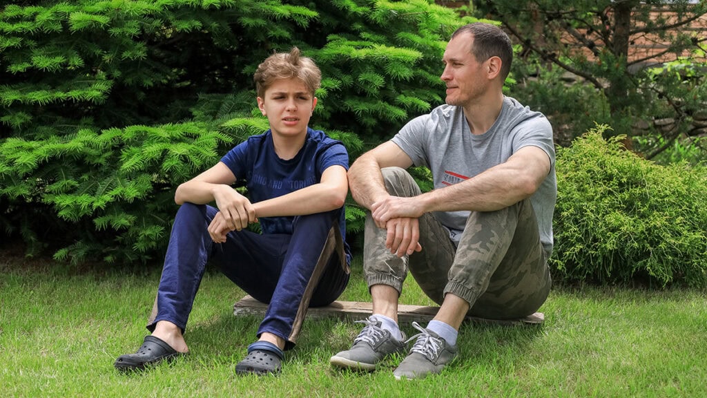 How to talk to children about war and conflict with calm support from a parent